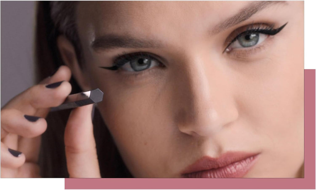 Liquid Eyeliner - Waterproof Matte Finish for Sharp Wings